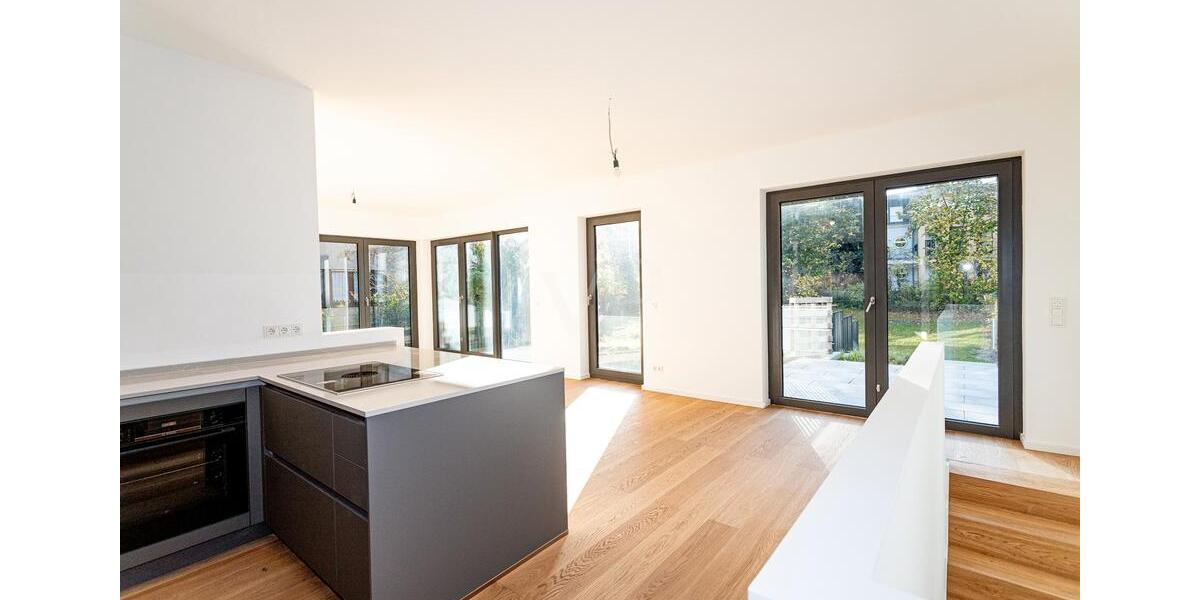 Maisonettenwohnung Berlin Steglitz-Zehlendorf - 4 Zimmer, 157 m&sup2;, 4.386&euro; | Angebot:25922292