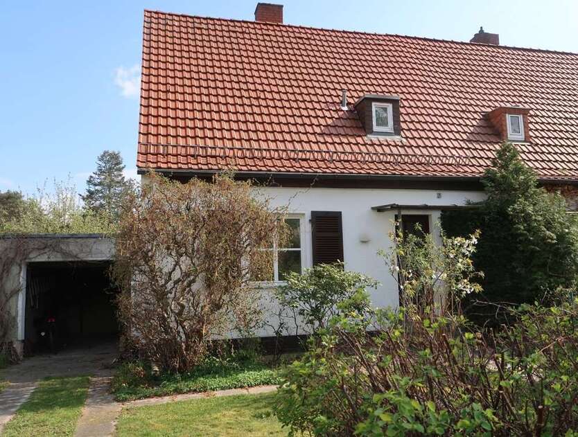 Haus zum Kaufen in Berlin-Zehlendorf 650.000 € 110 m²