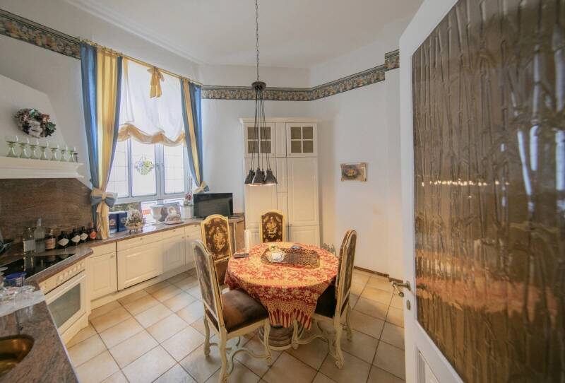 Etagenwohnung Berlin Charlottenburg - 5 Zimmer, 200 m&sup2;, 2.200.000&euro; | Angebot:26554403