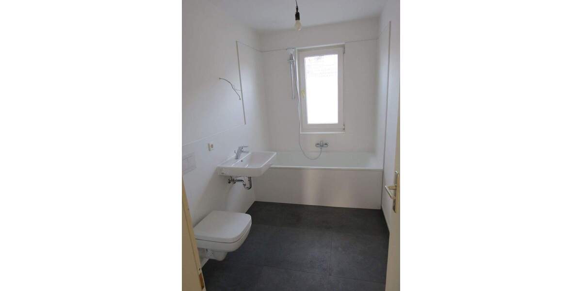 Etagenwohnung Falkensee - 3 Zimmer, 76 m&sup2;, 1.370&euro; | Angebot:24807646