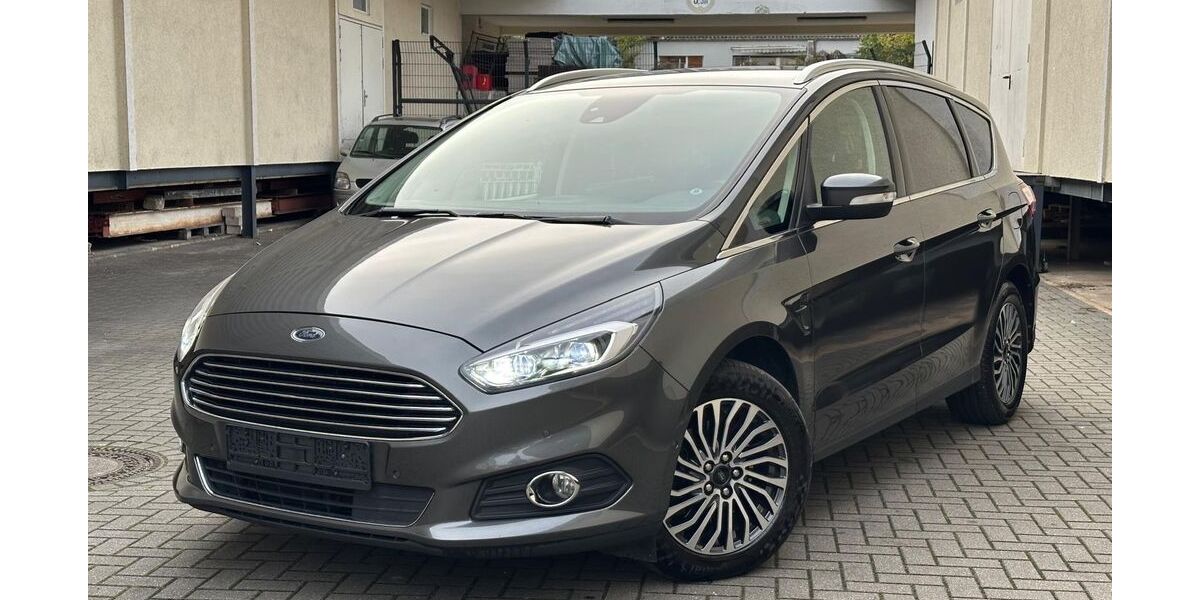 Ford S-Max 190.000 km 10.999 &euro; Berlin 12057