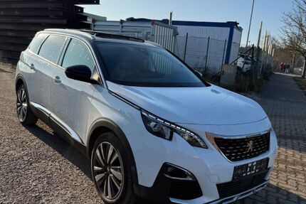 Peugeot 5008 180.000 km 12.900 &euro; Mittenwalde 15749