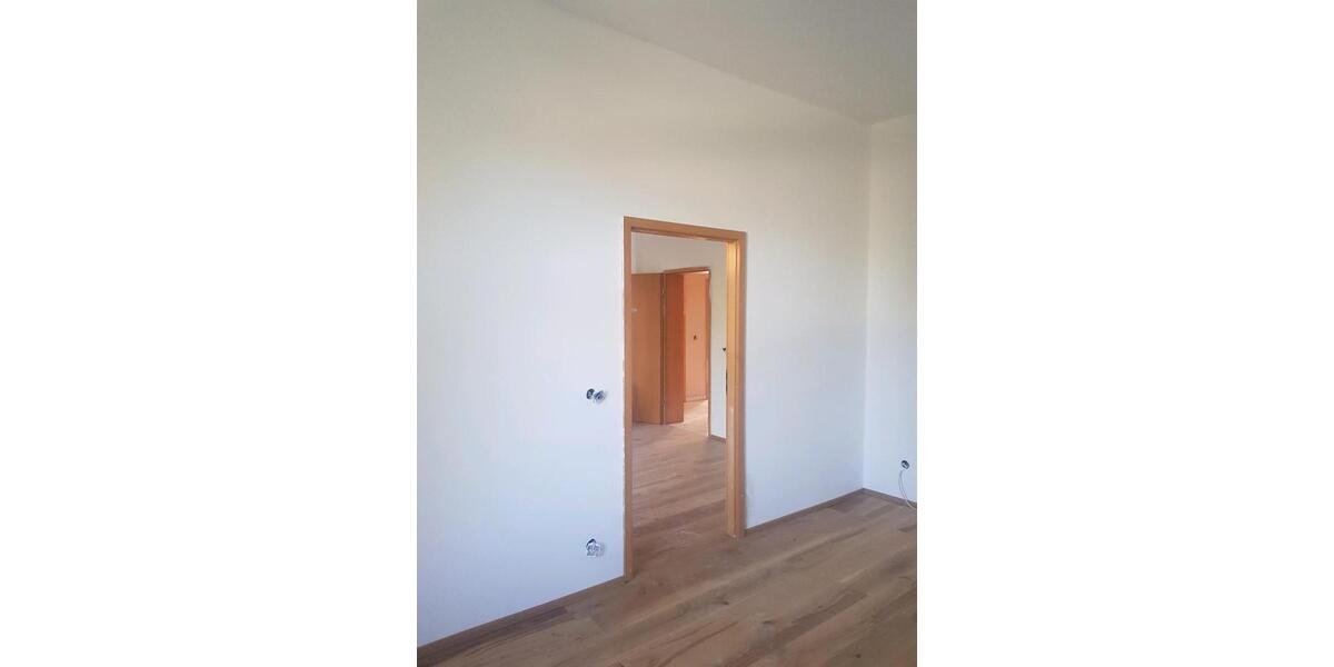 Erdgeschoßwohnung Berlin Spandau - 4 Zimmer, 108 m&sup2;, 2.500&euro; | Angebot:26447085