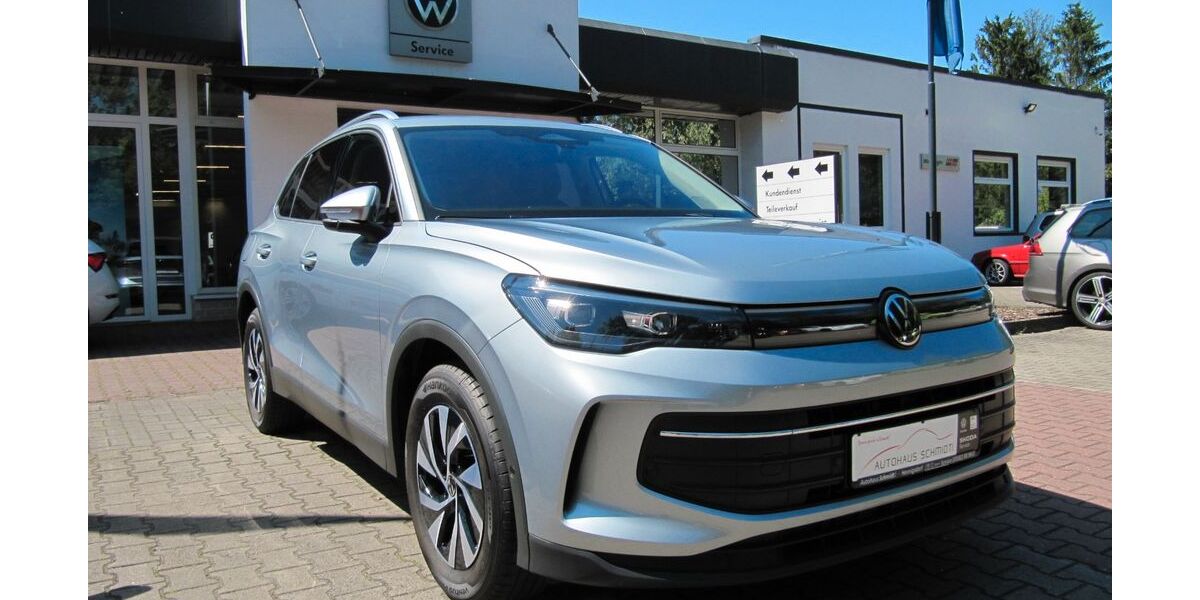 VW Tiguan 6.747 km 39.890 &euro; Hennigsdorf bei Berlin 16761