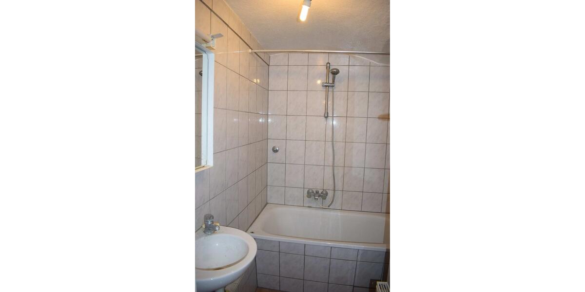 Etagenwohnung Berlin Friedrichshain-Kreuzberg - 6 Zimmer, 98 m&sup2;, 350.000&euro; | Angebot:25753573