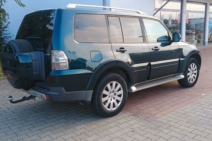 Mitsubishi Pajero 207.000 km 10.000 &euro; Berlin 12305