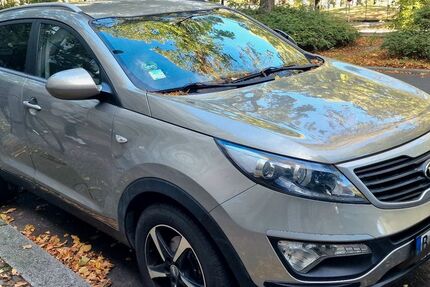 Kia Sportage 87.000 km 11.000 &euro; Berlin 10557