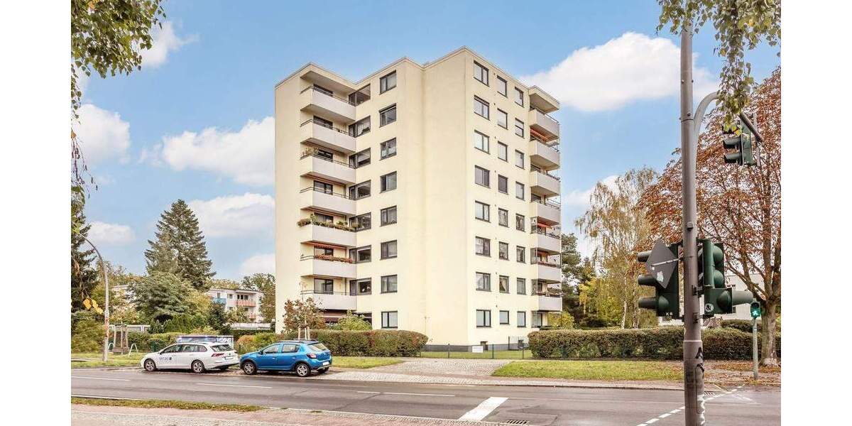 Sanierungsbedürftige Wohnung mit Stellplatz in Berlin-Zehlendorf 3 zimmer