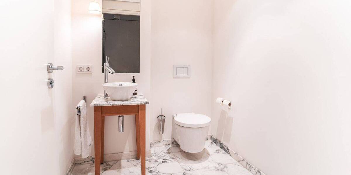 Etagenwohnung Berlin Mitte - 2 Zimmer, 94 m&sup2;, 1.350.000&euro; | Angebot:25709970