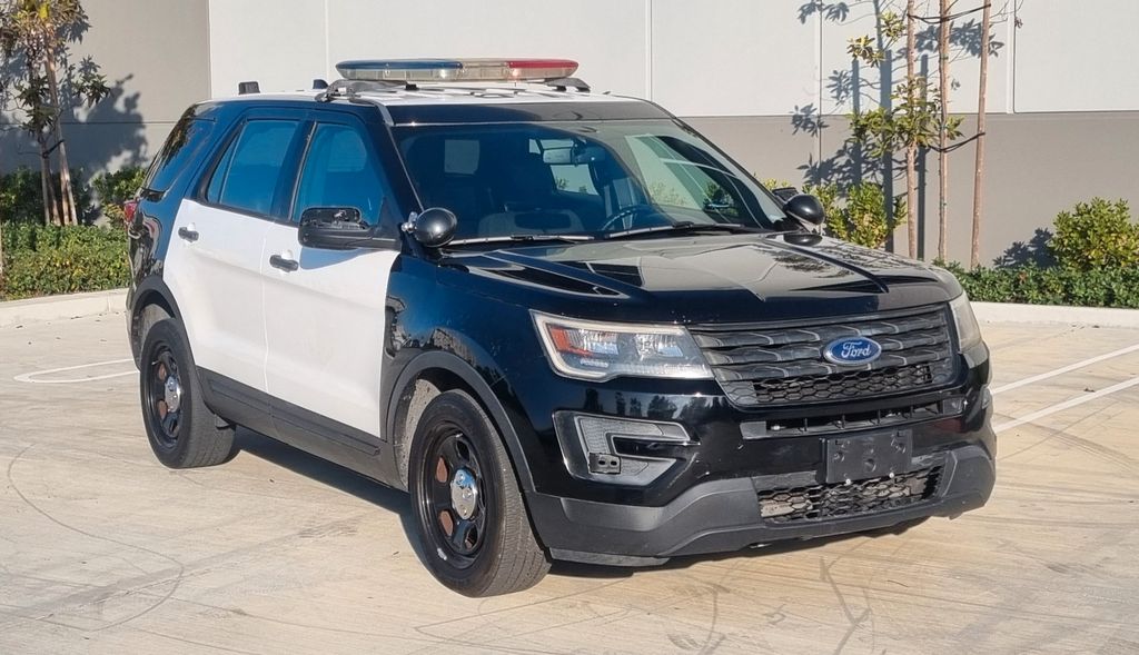 Ford Explorer 114.000 km 13.750 &euro; Berlin 13125