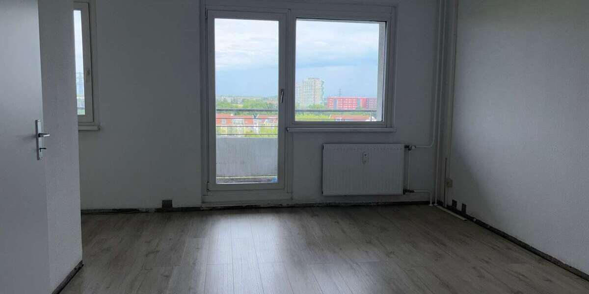 Etagenwohnung Berlin Lichtenberg - 1 Zimmer, 37 m&sup2;, 609&euro; | Angebot:27080235