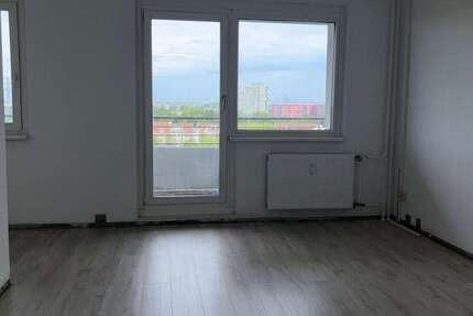 Wohnung Berlin Lichtenberg - 1 Zimmer, 37 m&sup2;, 609&euro; | Angebot:27080235