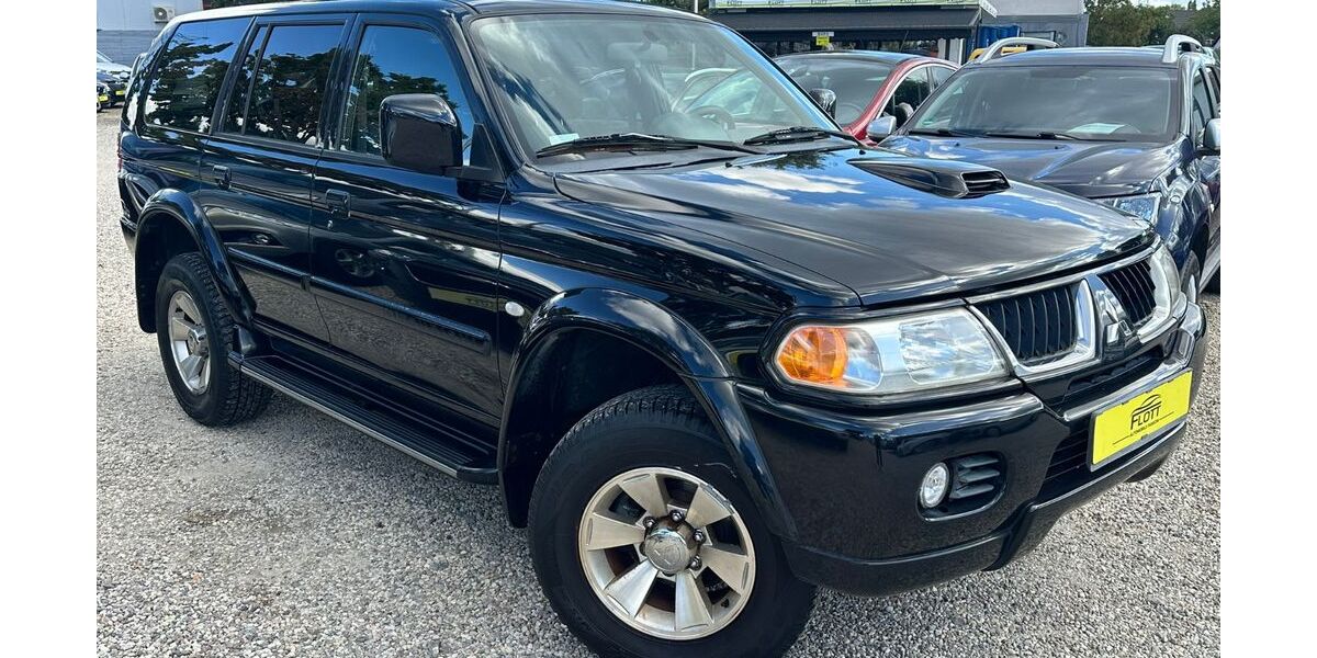 Mitsubishi Pajero 124.671 km 8.990 &euro; Berlin 13089