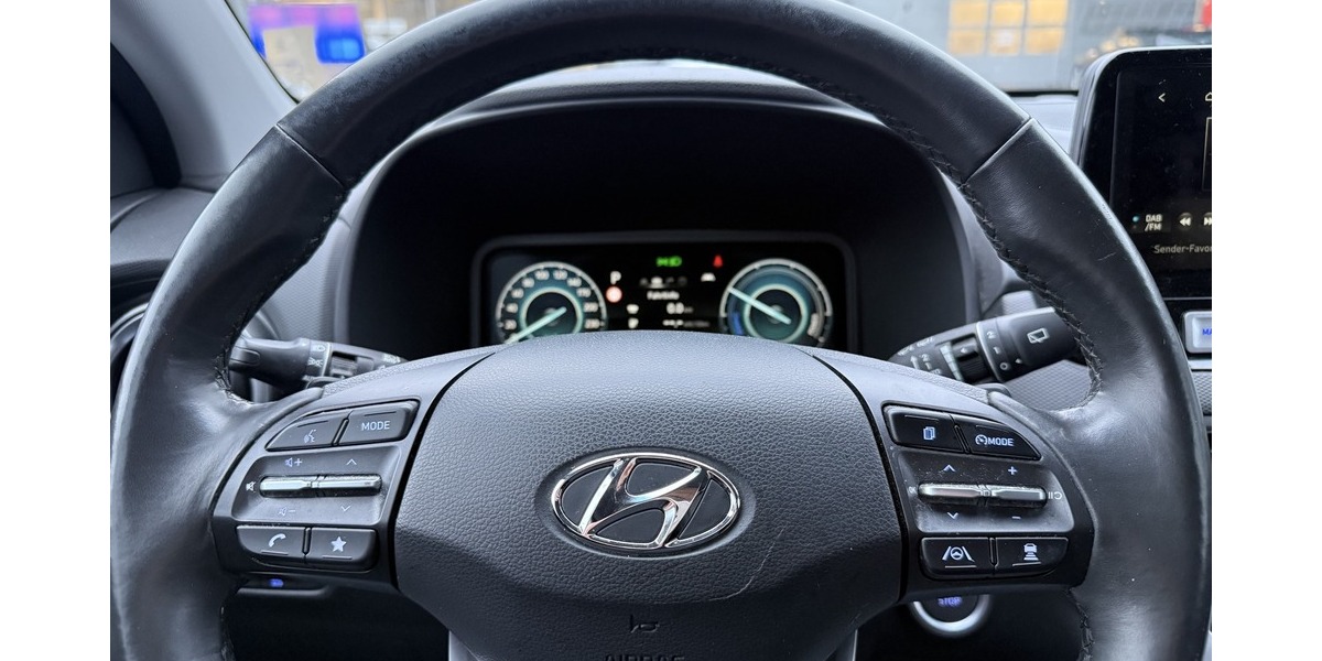 Hyundai Kona große Batt./NaviCAM/LED/Lenkrhzg/Schiebed. 139.969 km 15.900 &euro; Berlin 10247