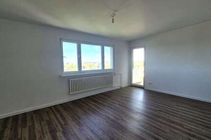 Wohnung Berlin Falkenhagener Feld - 3 Zimmer, 87 m&sup2;, 1.199&euro; | Angebot:26824611
