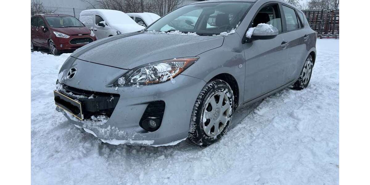 Mazda 3 108.869 km 6.990 &euro; Berlin 12347