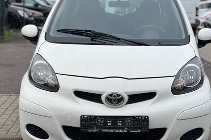 Toyota Aygo (X) 80.803 km 4.490 € Wildau 15745