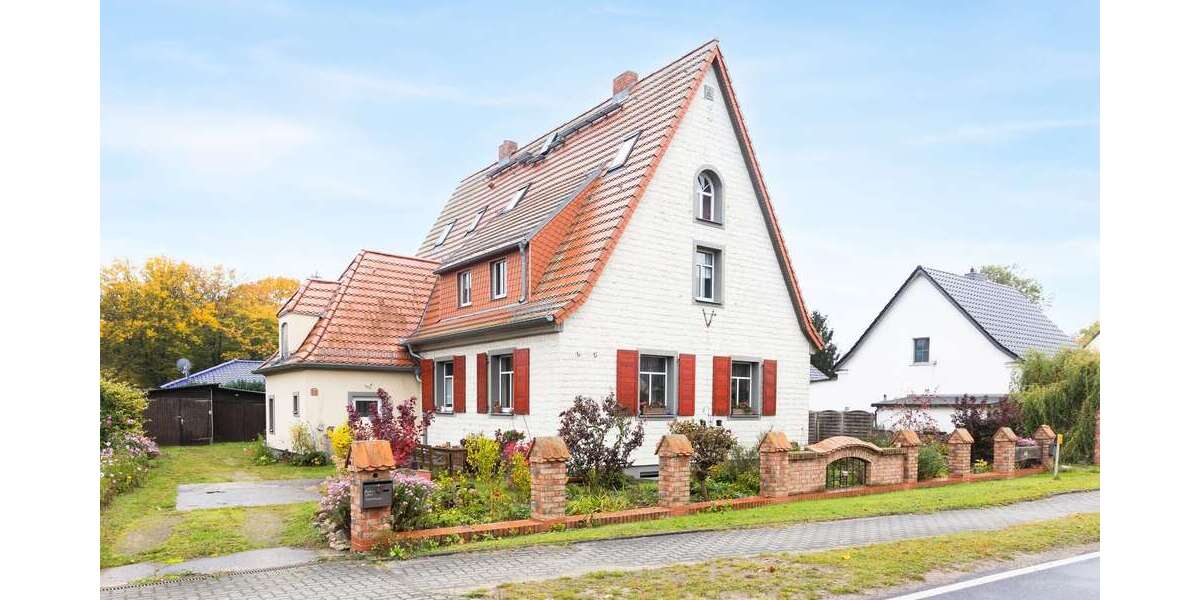 Einfamilienhaus Altlandsberg - 9 Zimmer, 292 m&sup2;, 499.900&euro; | Angebot:26395330