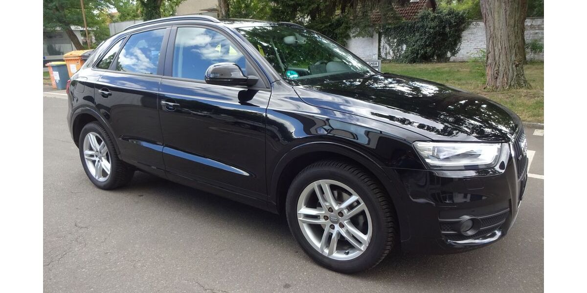 Audi Q3 117.000 km 12.900 &euro; Berlin 12249