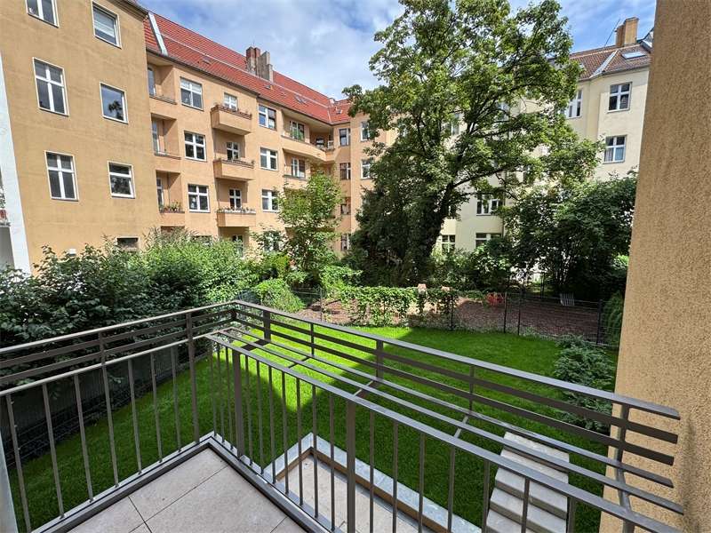 Wohnung zum Kaufen in Berlin 945.000 € 134.08 m²
