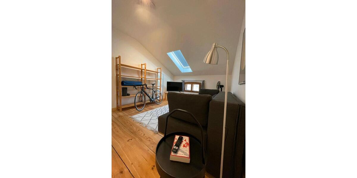 Dachgeschoßwohnung Potsdam Berliner Vorstadt - 2 Zimmer, 45 m&sup2;, 1.100&euro; | Angebot:26454487