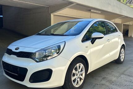 Kia Rio 298.000 km 2.900 &euro; Berlin 10783