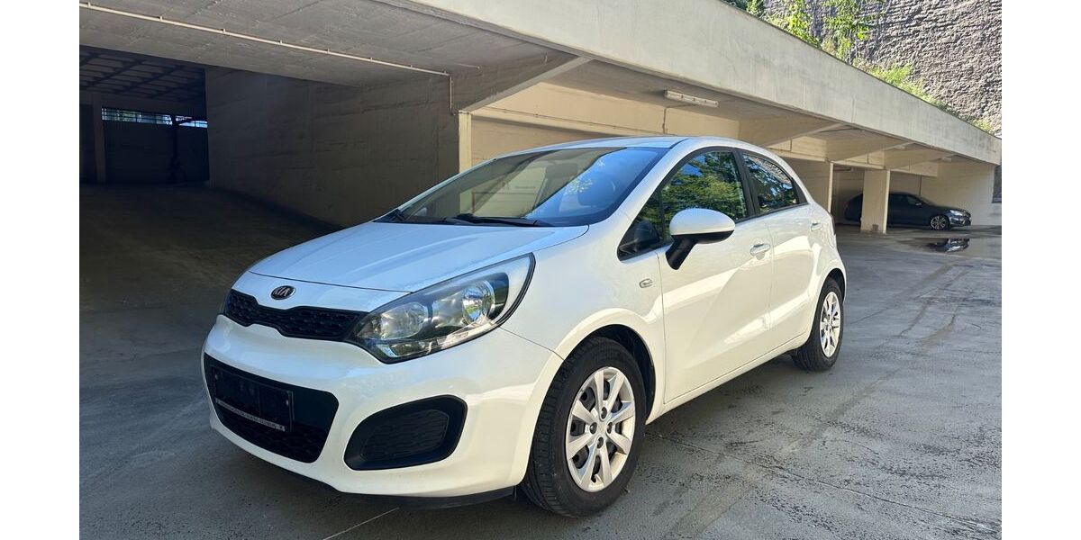 Kia Rio 298.000 km 2.900 &euro; Berlin 10783