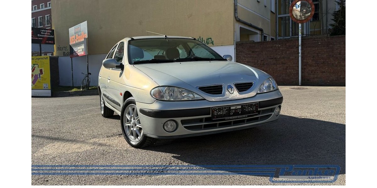 Renault Megane 1.4 16V RXE*09/27TÜV*Rost*Allwetter* 152.300 km 1.990 &euro; Berlin 13187