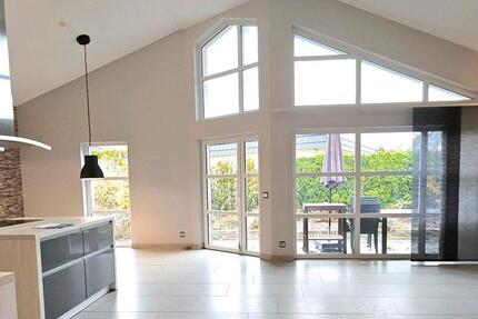 Haus Kleinmachnow - 3 Zimmer, 105 m&sup2;, 2.200&euro; | Angebot:25638426