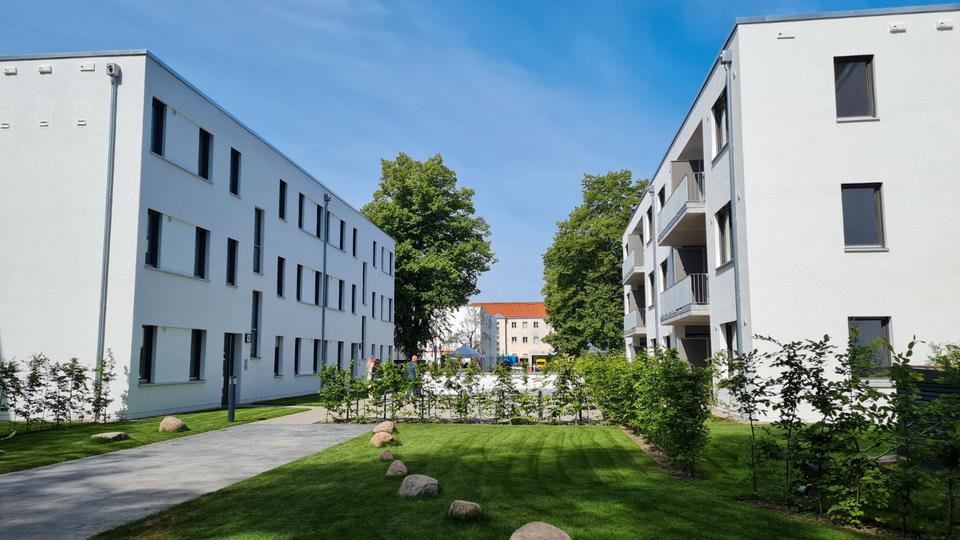 Erdgeschoßwohnung Berlin Marzahn-Hellersdorf - 2 Zimmer, 68 m&sup2;, 1.196&euro; | Angebot:26562653
