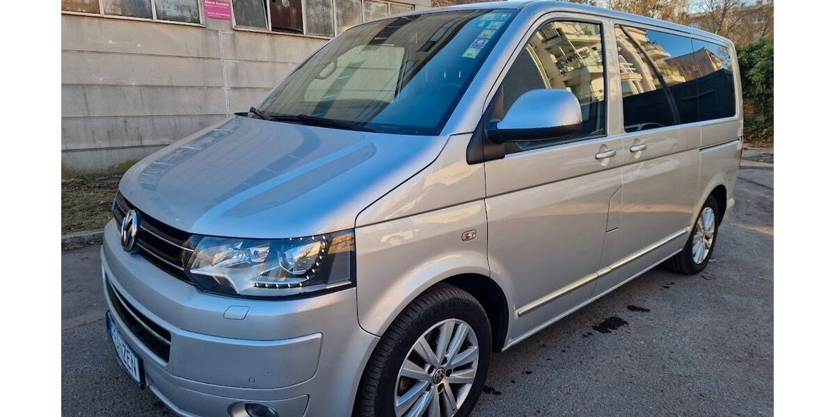 VW T5 Transporter 129.000 km 22.990 &euro; Berlin 13585