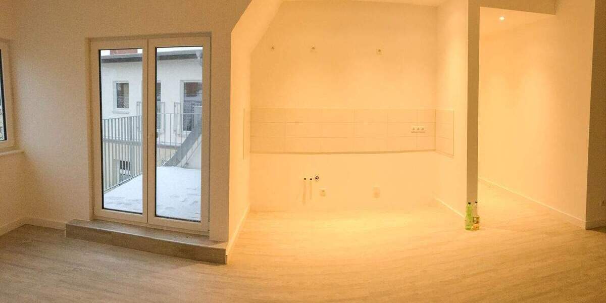 Stilvoller Dachgeschoss-Traum mit zwei Dachterrassen - bezugsfreie 2-Zimmer-Wohnung in Berlin-Grünau 2 zimmer