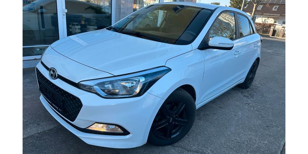 Hyundai i20 37.615 km 11.490 &euro; Berlin 12524