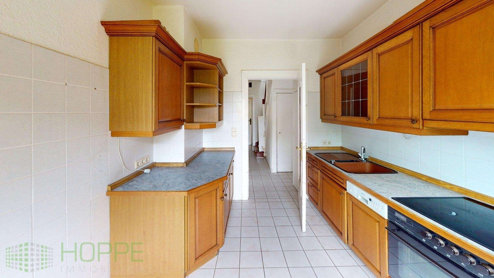 Lankwitz - Renovierungsbedürftige Doppelhaushälfte mit idyllischem Garten - Doppelhaushälfte Berlin Berlin - Steglitz-Zehlendorf - Lankwitz | Angebot:26649308