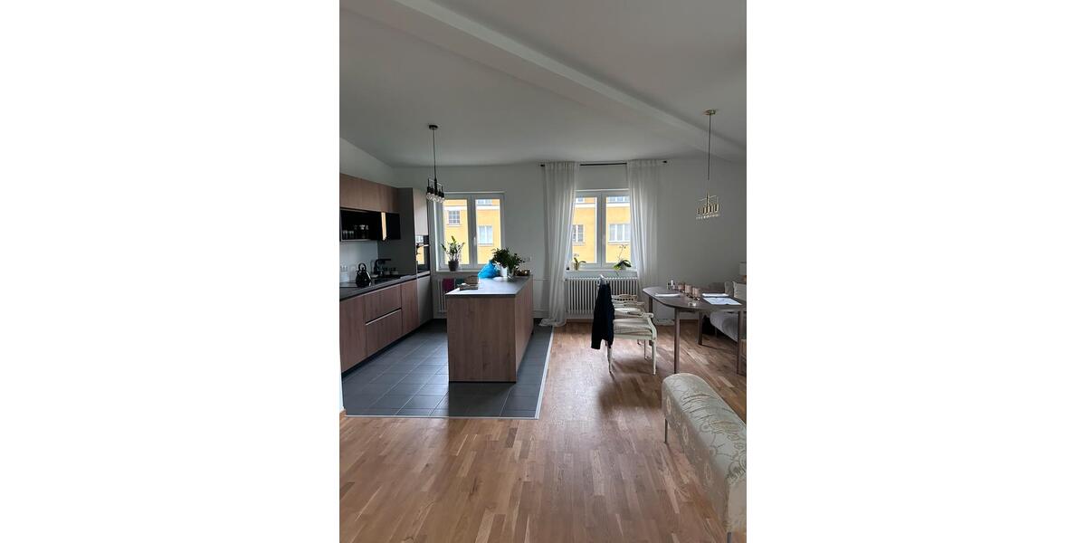 Dachgeschoßwohnung Berlin Steglitz-Zehlendorf - 2 Zimmer, 80 m&sup2;, 1.739&euro; | Angebot:26593503
