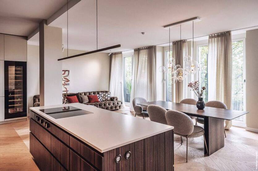 Luxury. Location. Lifestyle. - Designikone an der Spree