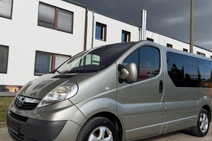 Opel Vivaro 239.800 km 10.500 &euro; Berlin 12681