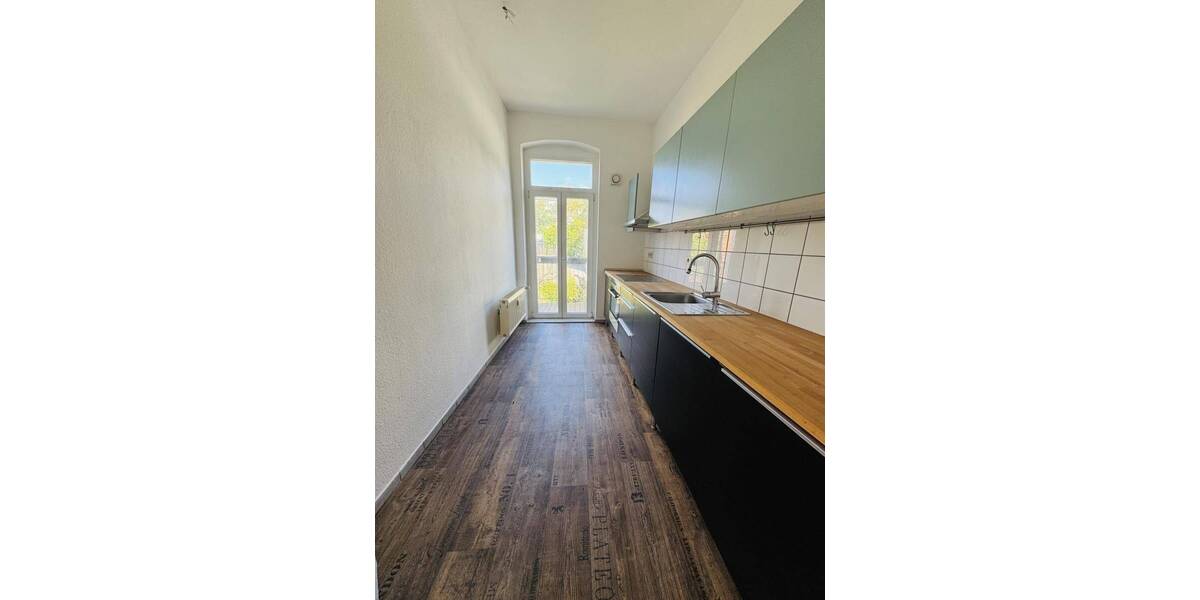 Bezugsfreie Altbauwohnung mit Balkon zum ruhigen Innenhof nahe S-Bhf Adlershof! 2 zimmer