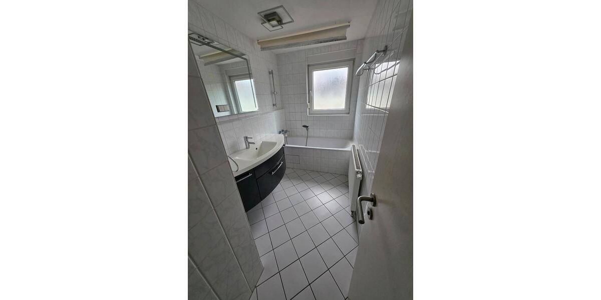Dachgeschoßwohnung Kleinmachnow - 2 Zimmer, 70 m&sup2;, 1.176&euro; | Angebot:26481403