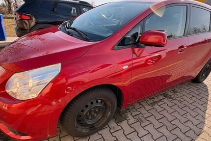 Toyota Verso 178.000 km 7.300 &euro; Bernau 16321