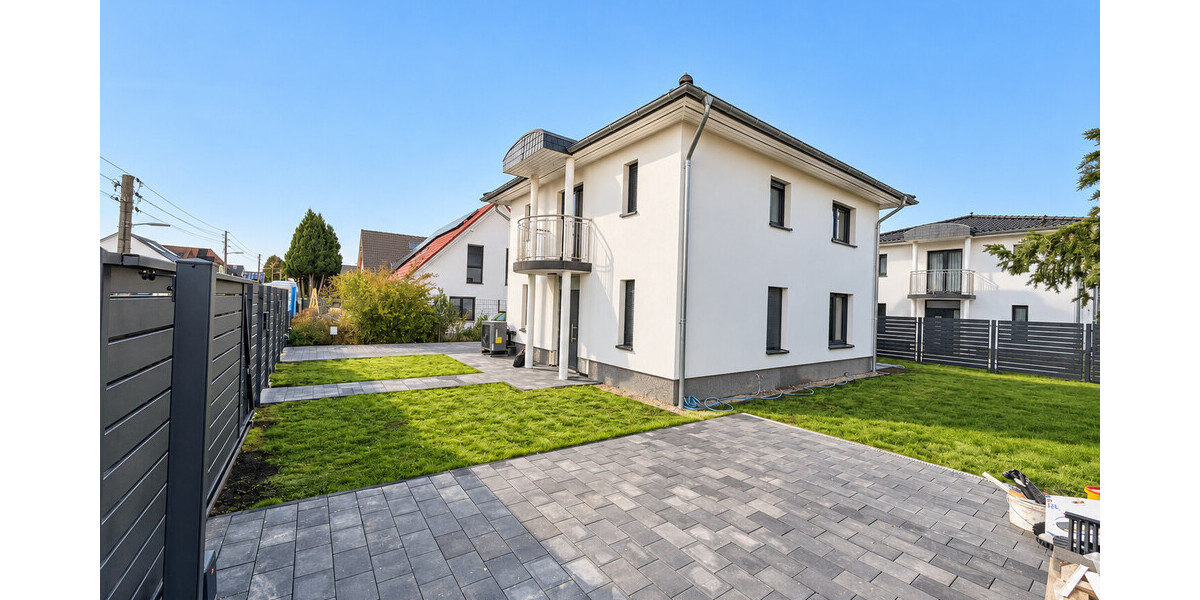 Berlin-Lichtenberg - Erstbezug 2026 - exklusive Stadtvilla mit Wohnkomfort mit Balkon & Garten ! - Einfamilienhaus Berlin / Wartenberg Wartenberg | Angebot:27704260