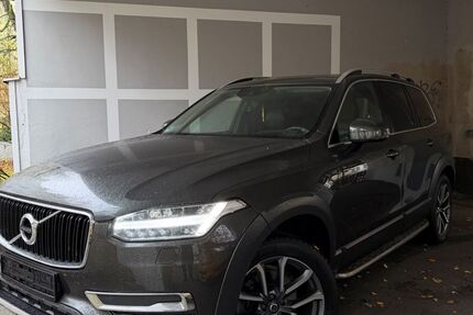 Volvo XC90 235.000 km 21.800 &euro; Berlin 10829