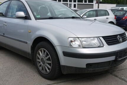 VW Passat 210.747 km 1.999 &euro; Berlin 12439
