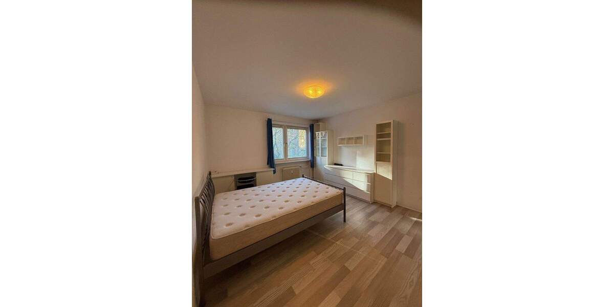 Etagenwohnung Berlin Westend - 2 Zimmer, 69 m&sup2;, 1.500&euro; | Angebot:24845457