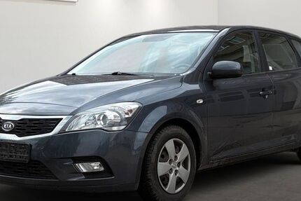 Kia ceed / Ceed 100.901 km 3.699 &euro; Berlin 12681