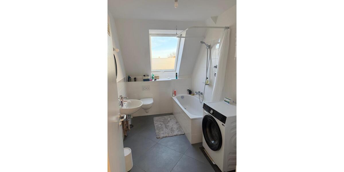 Dachgeschoßwohnung Berlin Mitte - 2 Zimmer, 55 m&sup2;, 1.500&euro; | Angebot:25902668