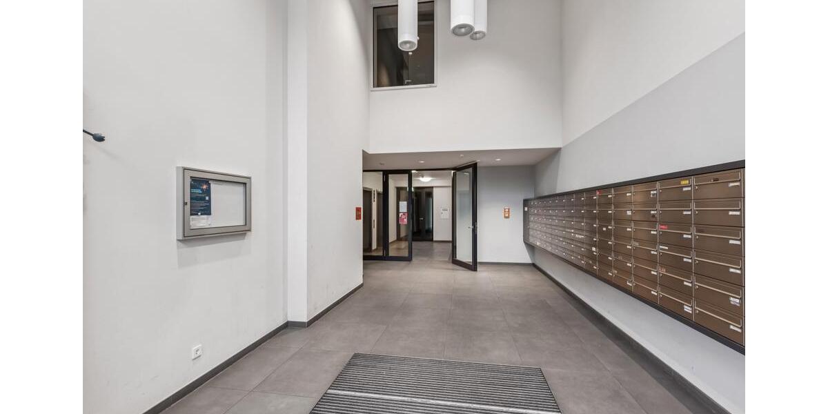 Etagenwohnung Berlin Neukölln - 1 Zimmer, 28 m&sup2;, 770&euro; | Angebot:24679260