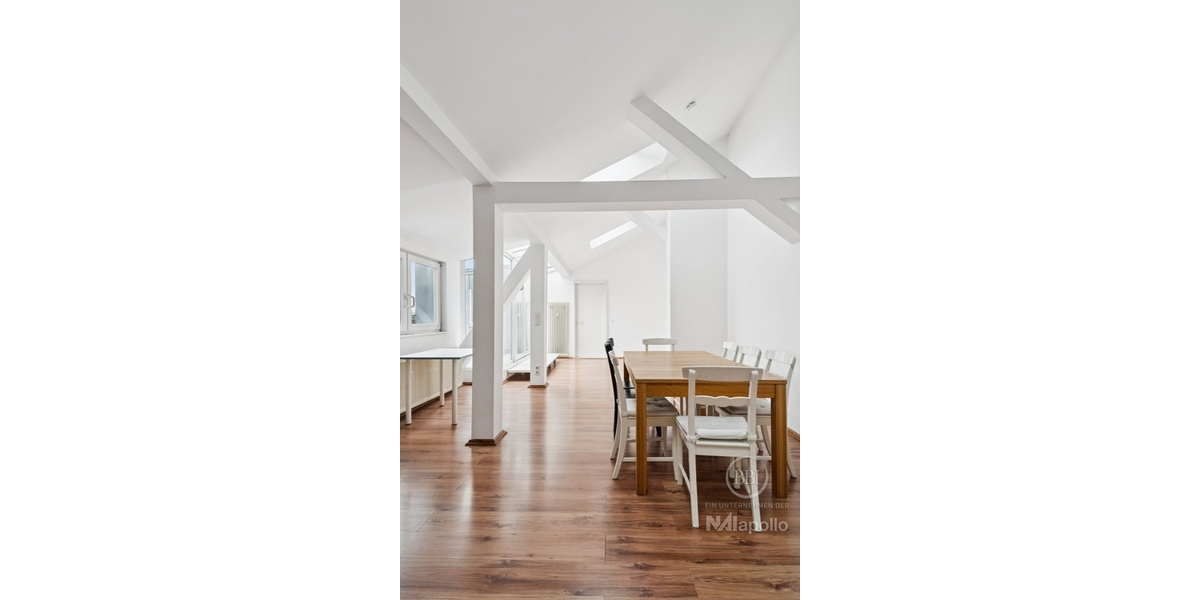 MALERISCHER STEPHANKIEZ: LICHTDURCHFLUTETES DACHGESCHOSS MIT TERRASSE IN PARKNÄHE! - Dachgeschoßwohnung Berlin Moabit | Angebot:24673783