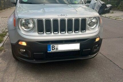 Jeep Renegade 118.000 km 13.200 &euro; Berlin 14089