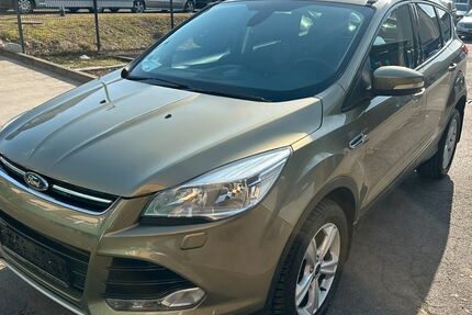 Ford Kuga 114.700 km 9.900 &euro; Berlin 12347